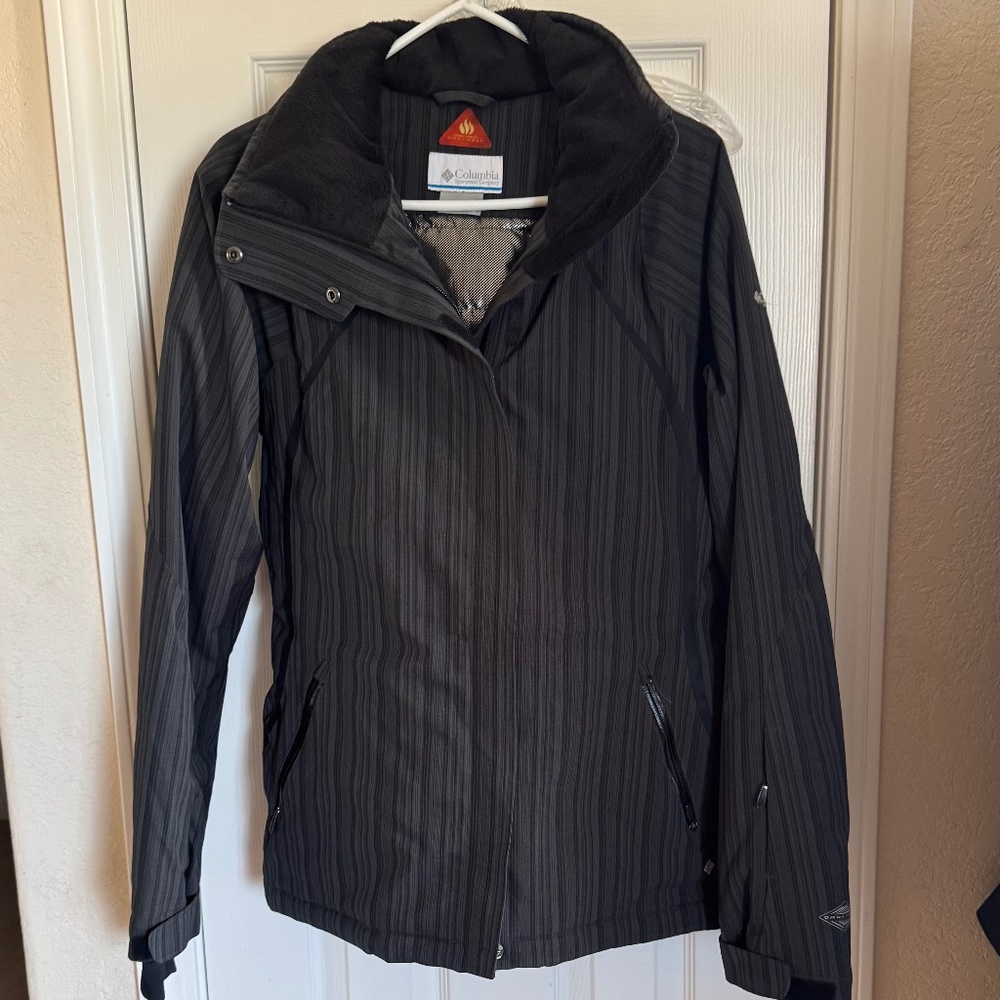 NWOT Columbia black/grey Omni heat waterproof ski jacket Sz L